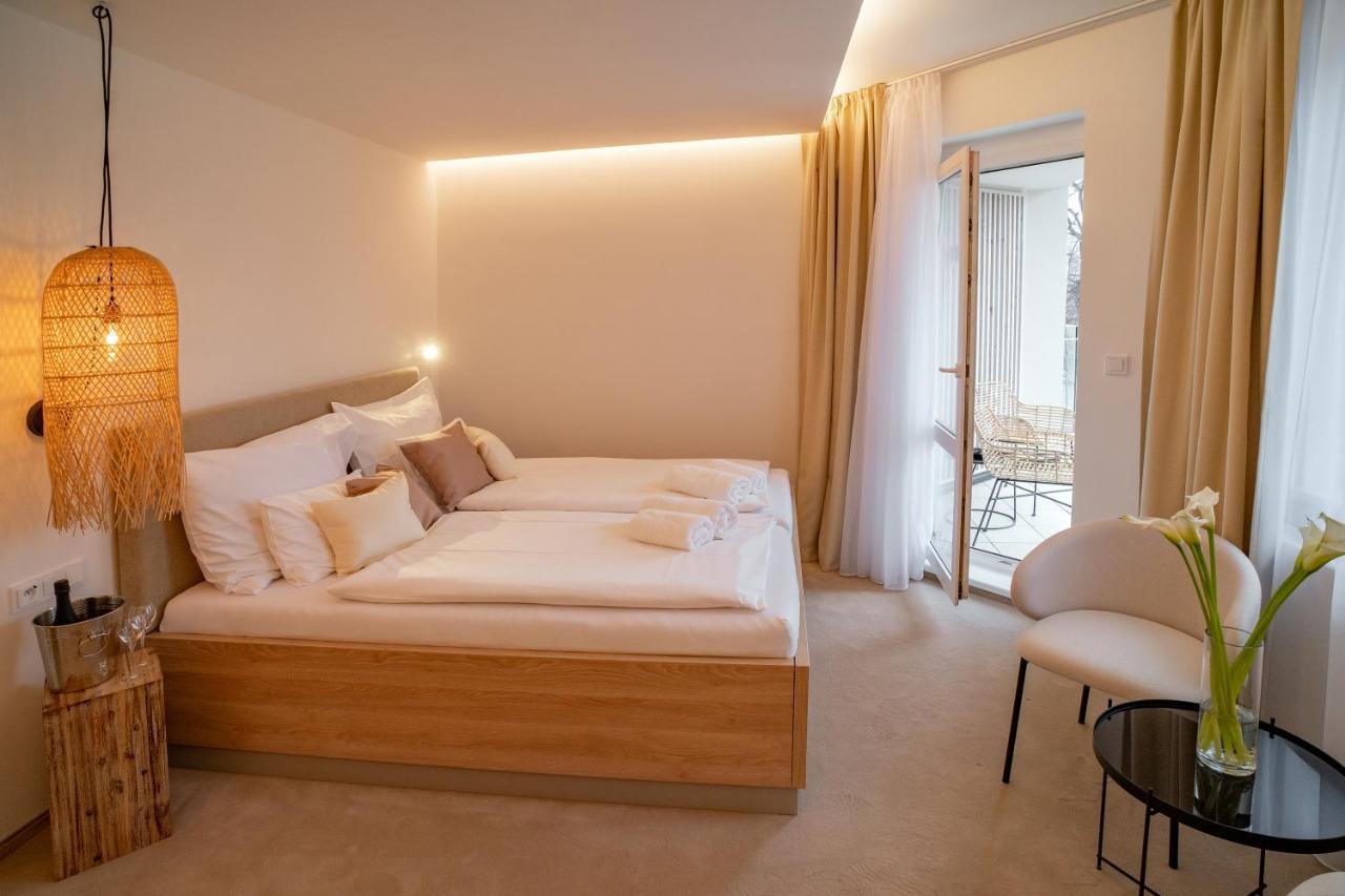 Hotel U Kaplicky Písek Екстериор снимка