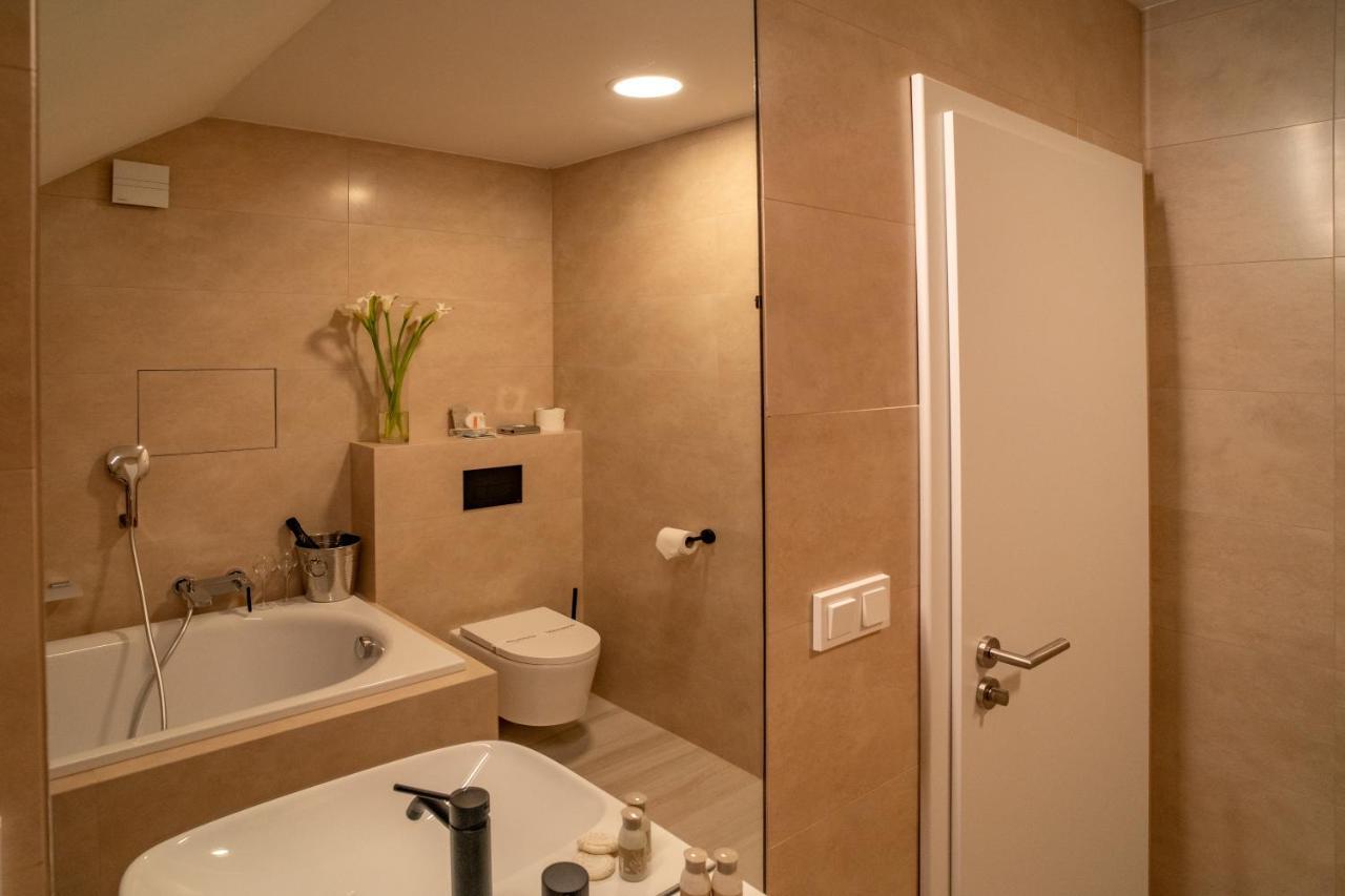Hotel U Kaplicky Písek Екстериор снимка