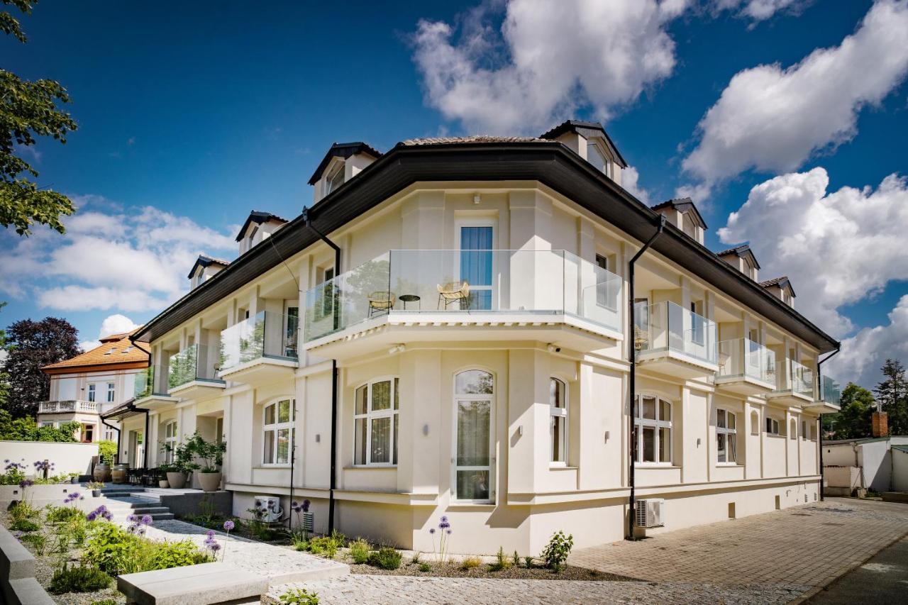 Hotel U Kaplicky Písek Екстериор снимка