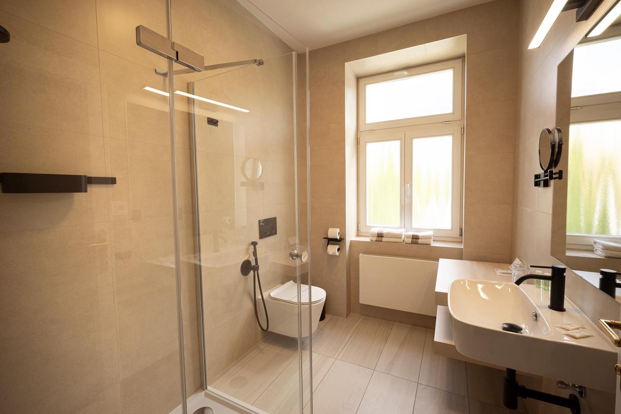Hotel U Kaplicky Písek Екстериор снимка